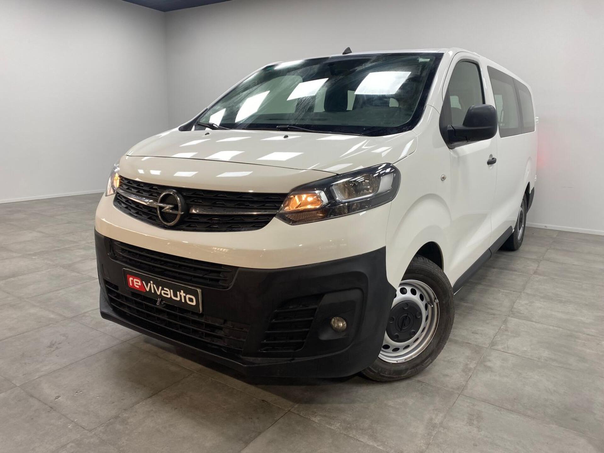 Opel Vivaro galería