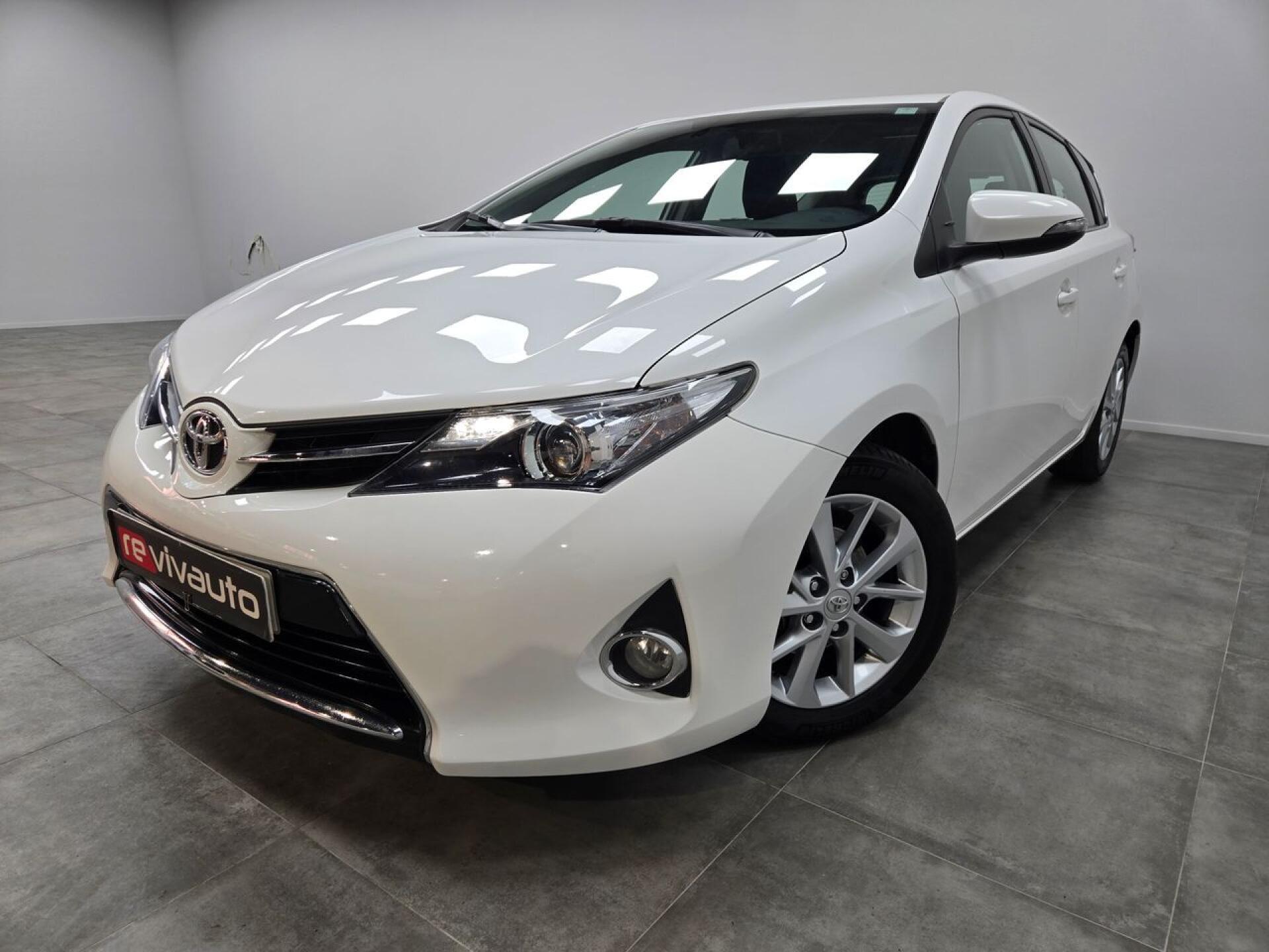 Toyota Auris galería