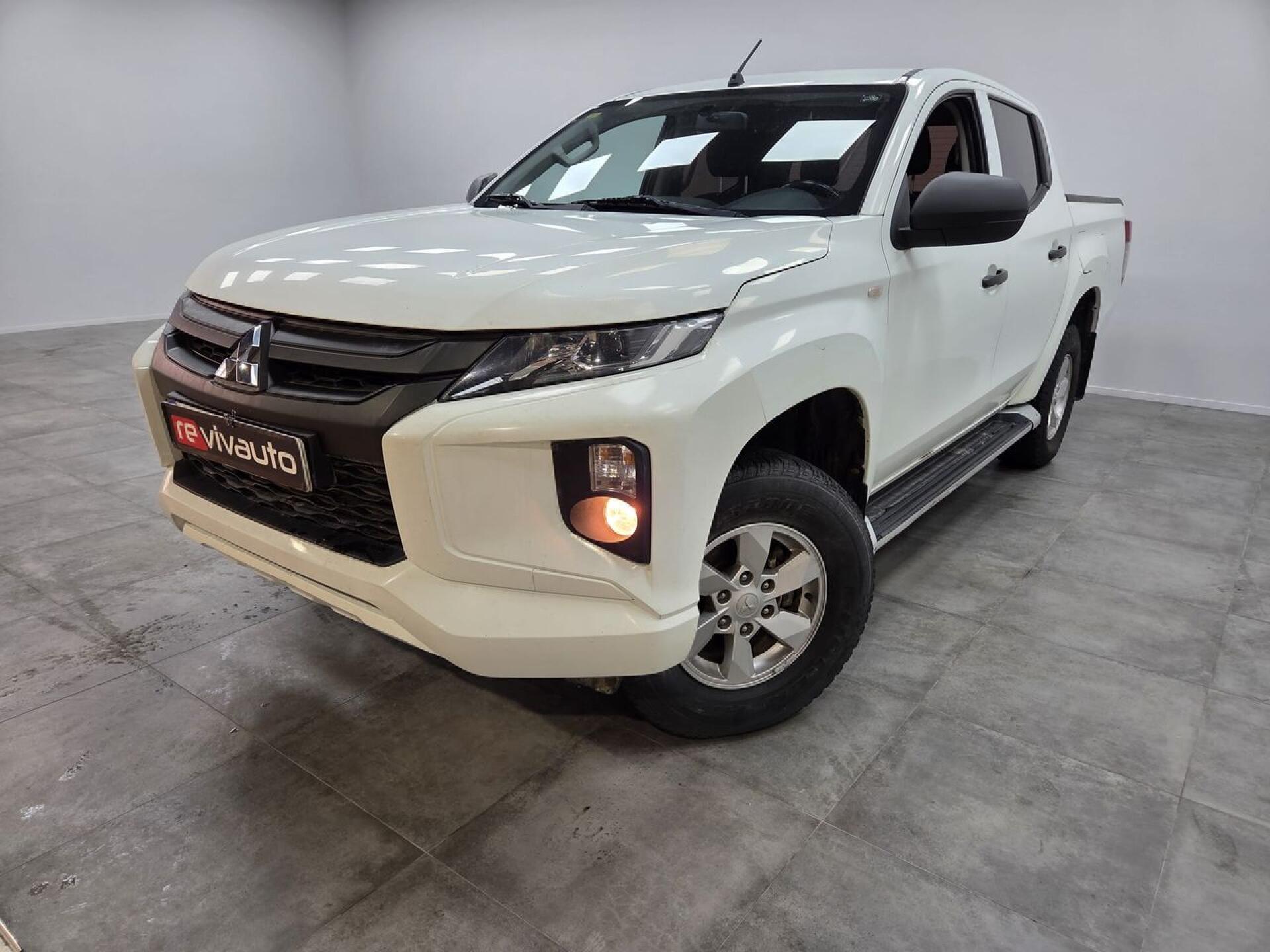 Mitsubishi L200 galería