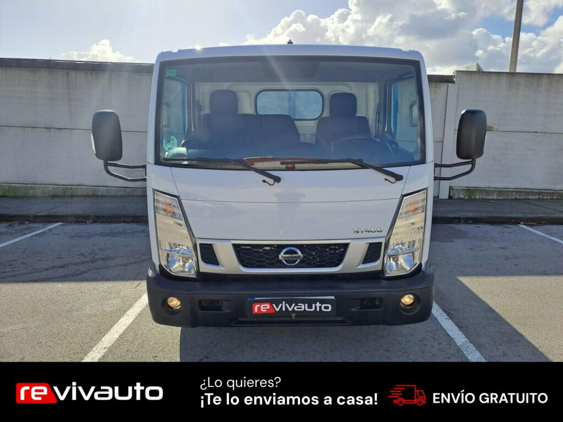 Nissan NT400 galería